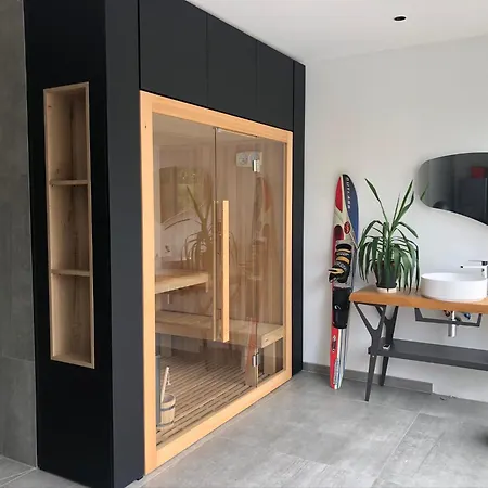 La Korlea Avec Piscine Aix Les Bains بيت للعطل