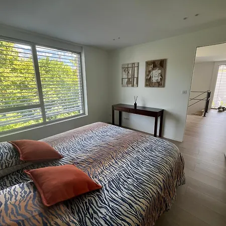 Holiday home La Korlea Avec Piscine Aix Les Bains